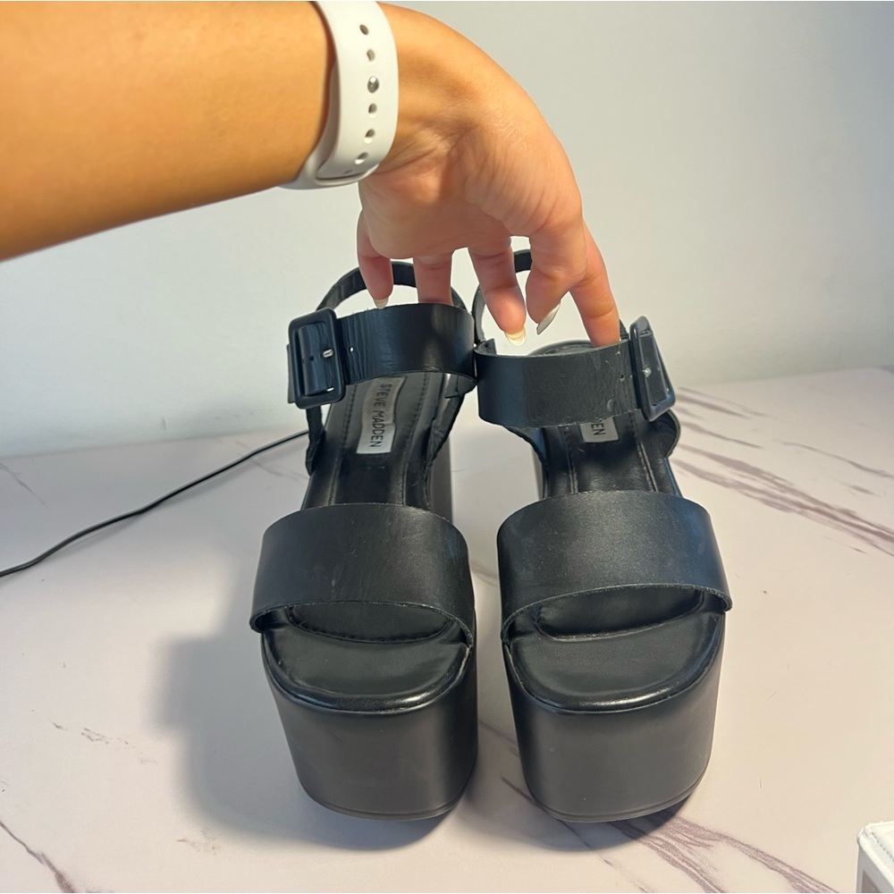 Steve Madden Black Platform Sandals